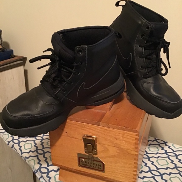 🔥Best offers, Nike’s boys size 7Y, new cond. see pics, no box, buy now🔥 - Picture 2 of 5